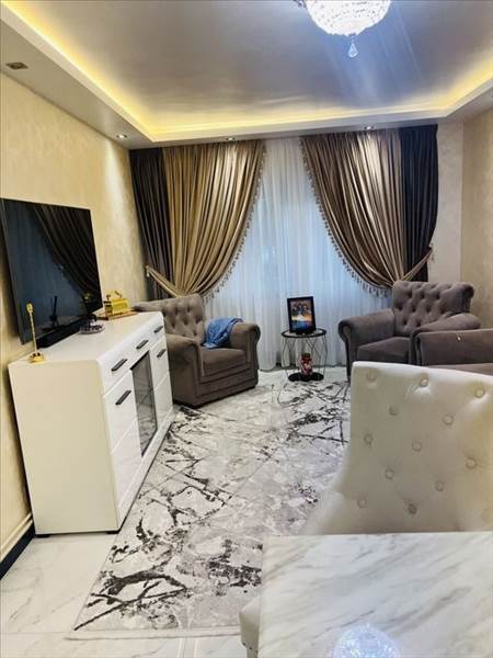 Apartament 3 camere decomandat intrare Racadau