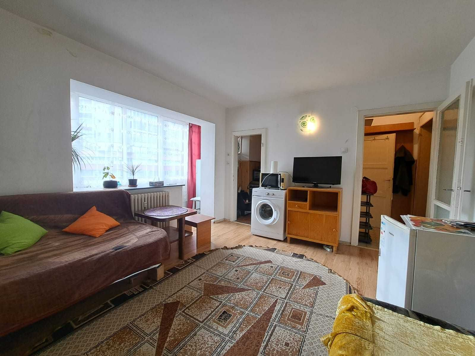 Garsoniera bloc de apartamente zona Judetean