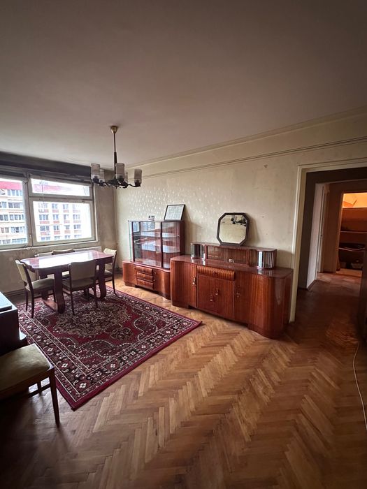 Apartament 3 camere , 2 balcoane zona Centrul Civic- Victoriei