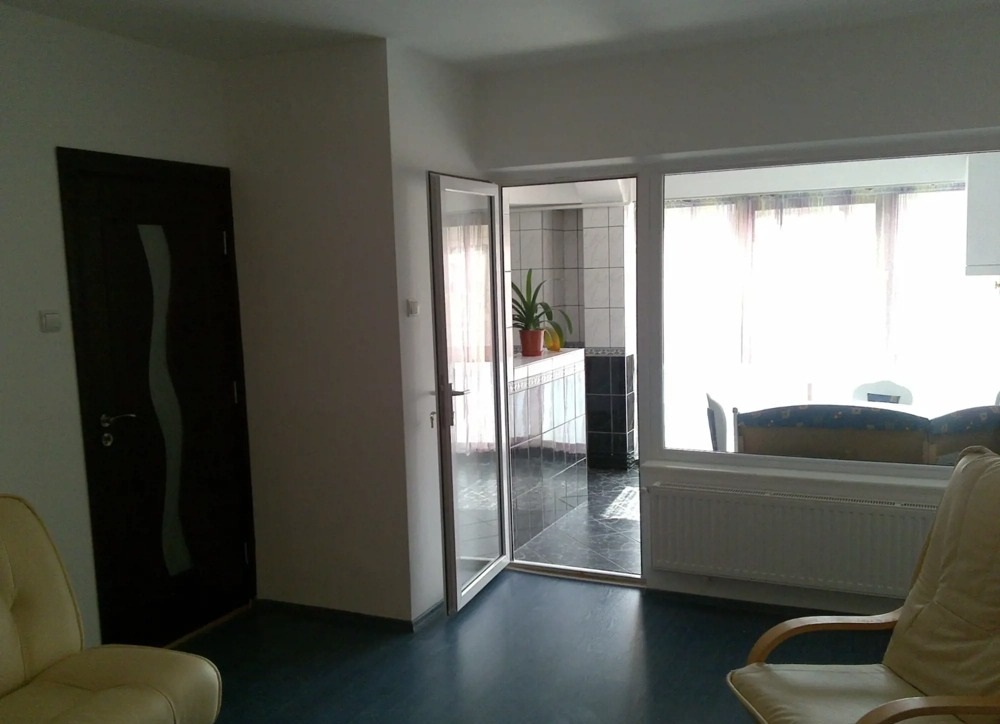 Apartament 2 camere decomandat Grivitei