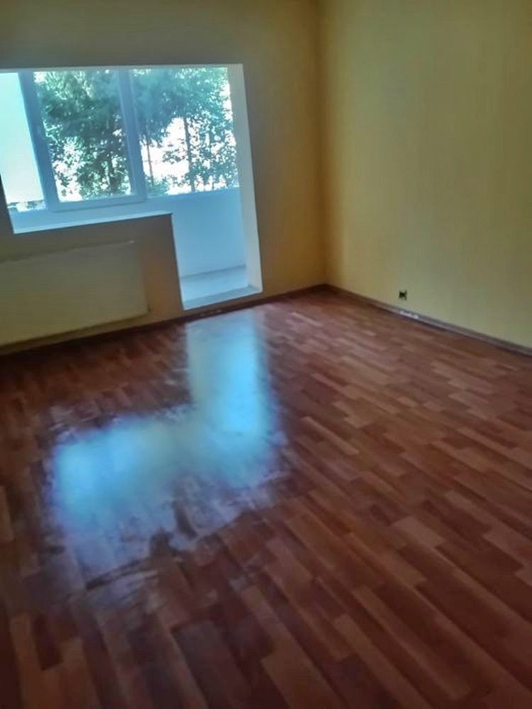Apartament 3 camere decomandat etajul 1 Judetean