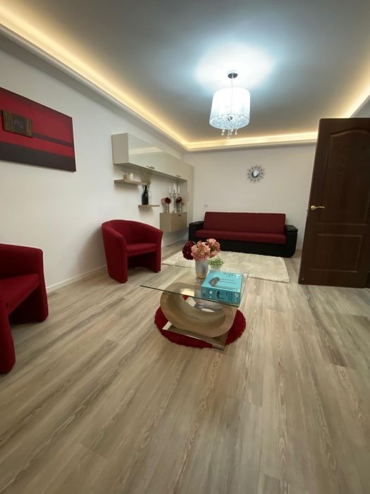 Apartament 2 camere decomandat Centrul Civic-Toamnei