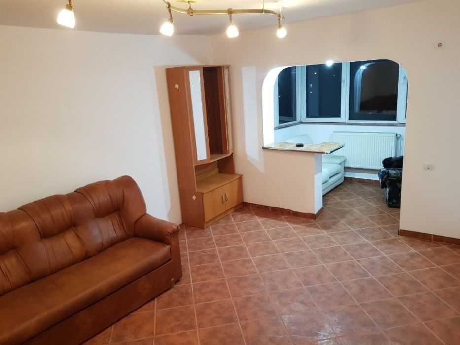 Apartament 3 camere decomandat zona Faget