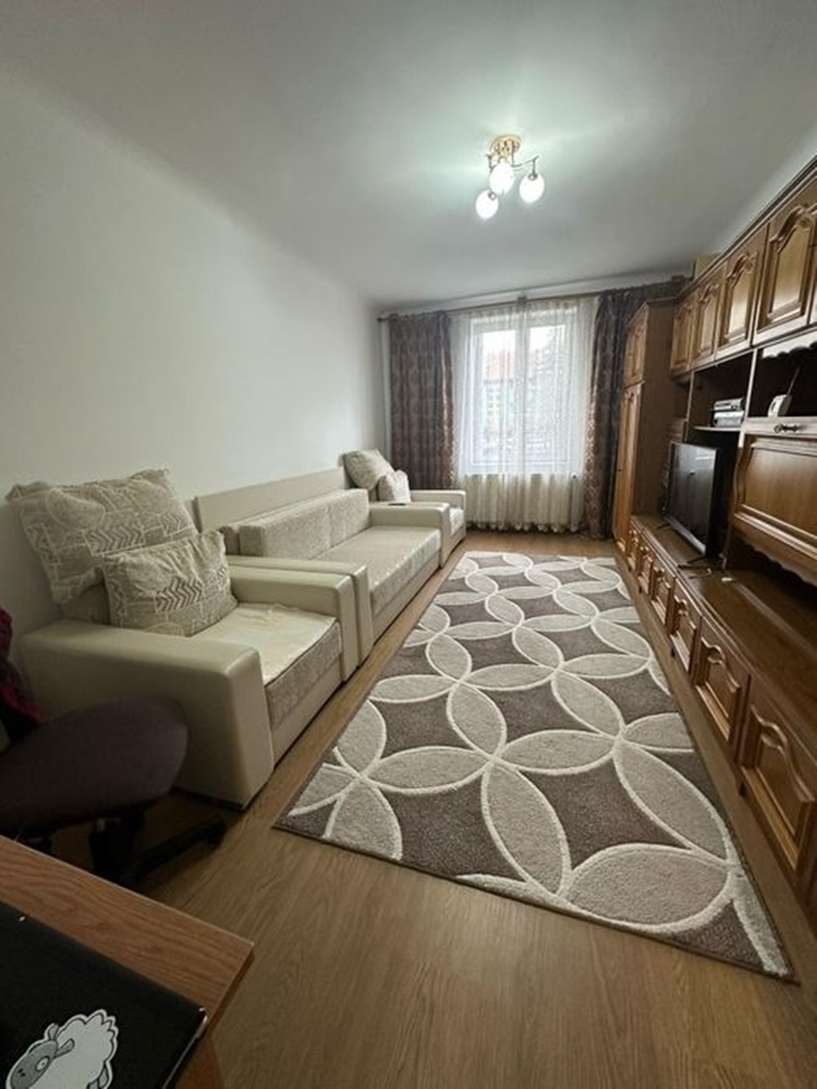 Apartament 3 camere Tractorul