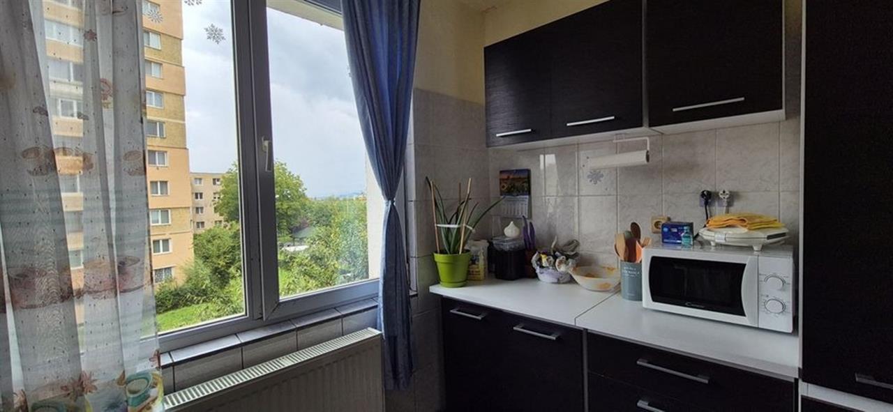 Garsoniera decomandata etajul 2 Astra