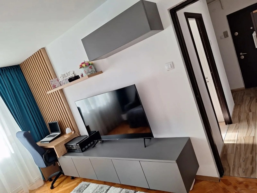 Apartament 3 camere etajul 1 zona Faget