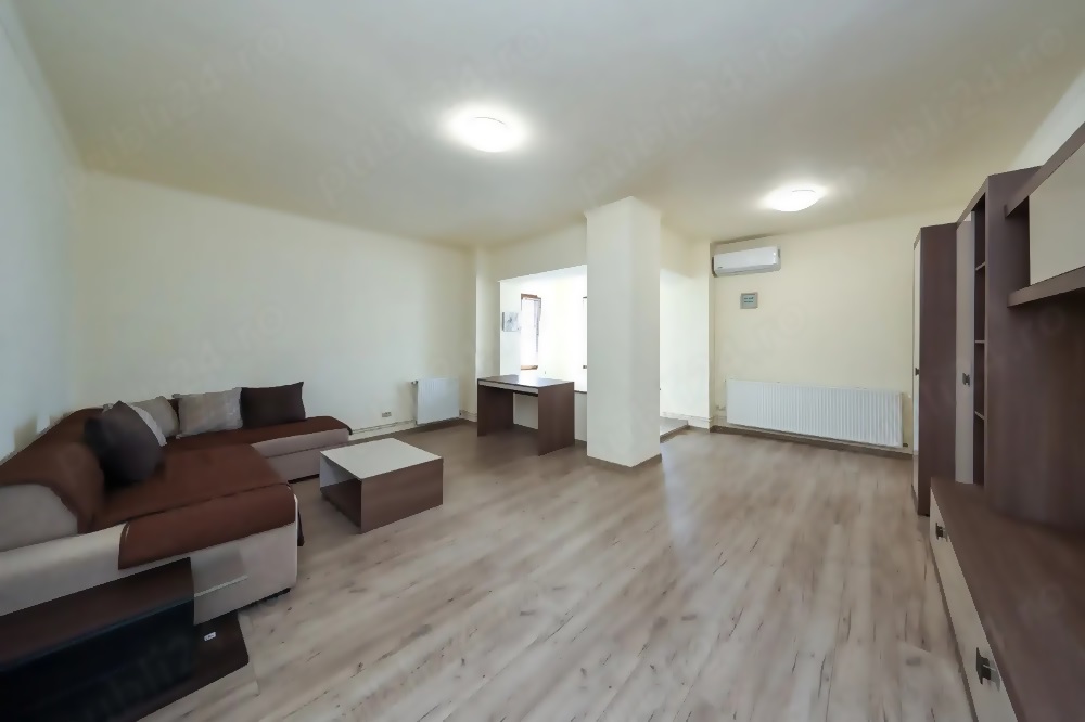 Apartament 4 camere Centrul Civic