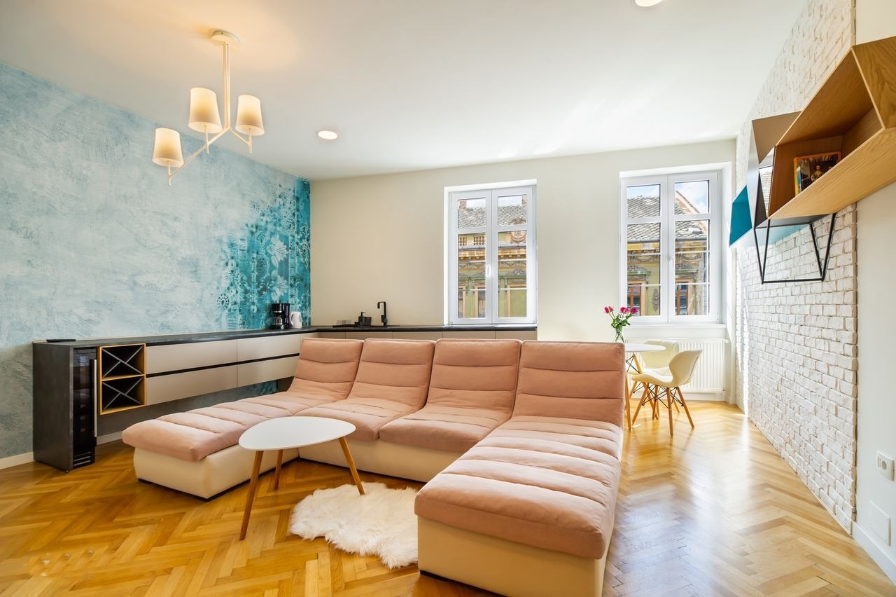 Apartament 2 camere renovat Centrul Istoric