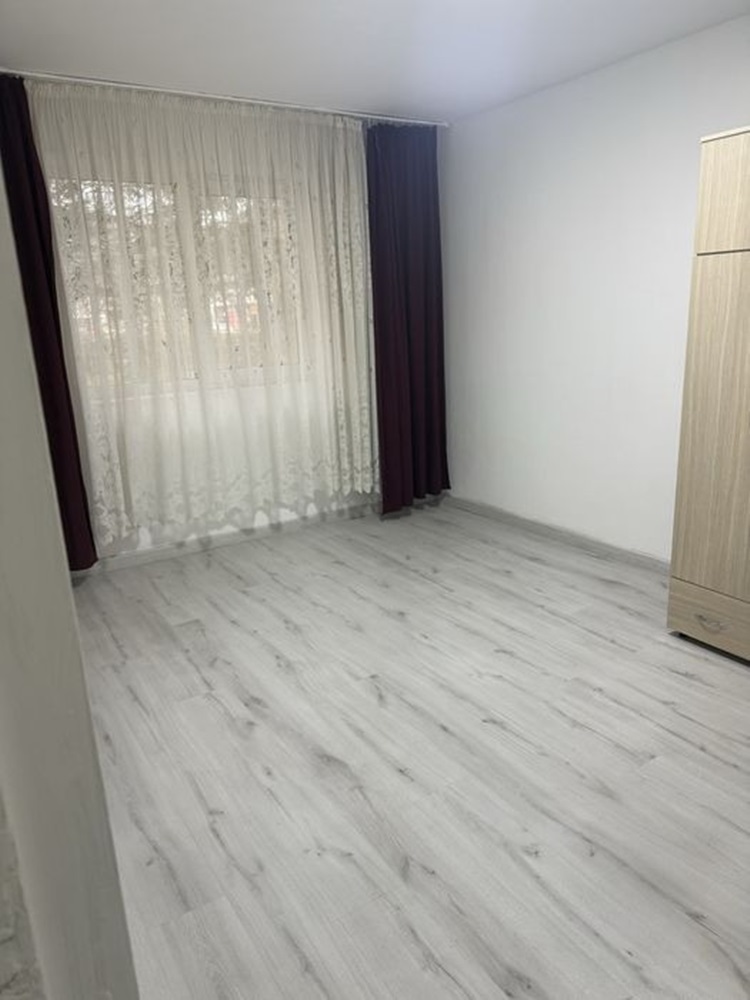 Apartament 2 camere decomandat zona Astra