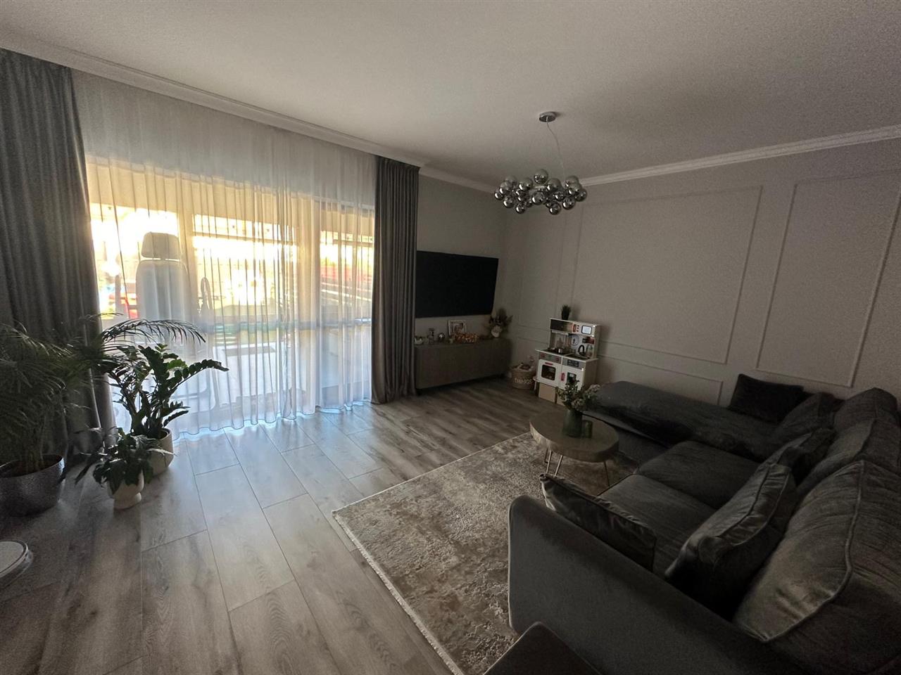 Casa mobilata si utilata Sanpetru