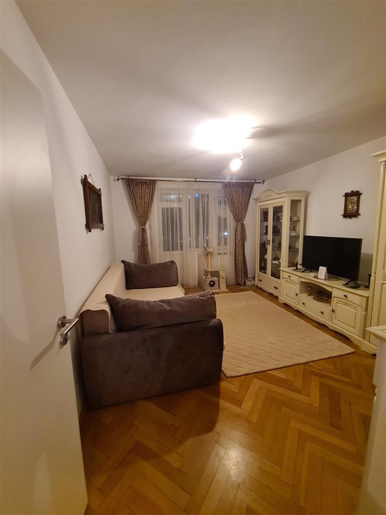 Apartament 2 camere decomandat etajul 2 Centrul Civic- Afi