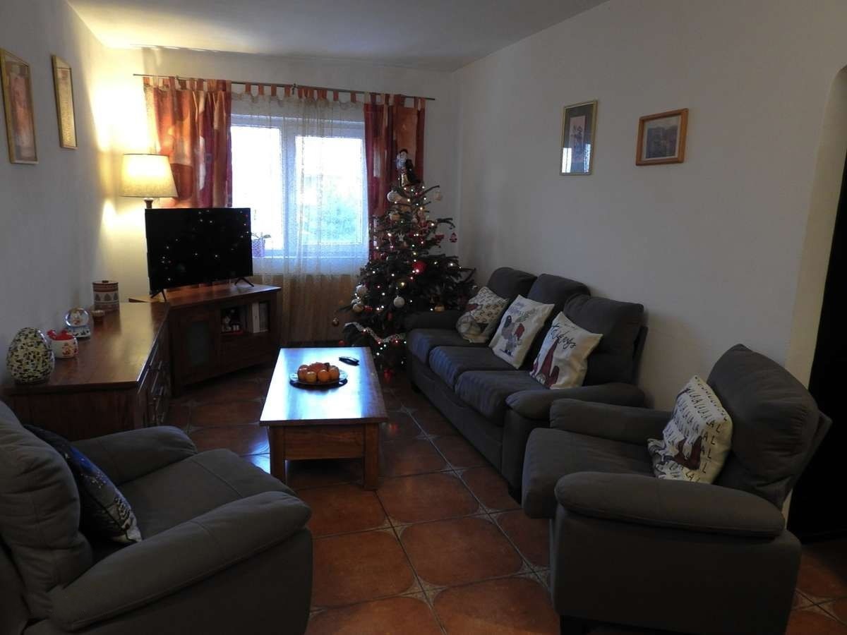 Apartament 4 camere, 2 bai, 2 balcoane Racadau- Parcul Trandafirilor