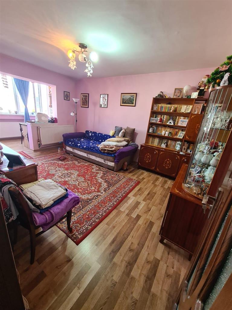 Apartament 2 camere decomandat Astra Carpatilor