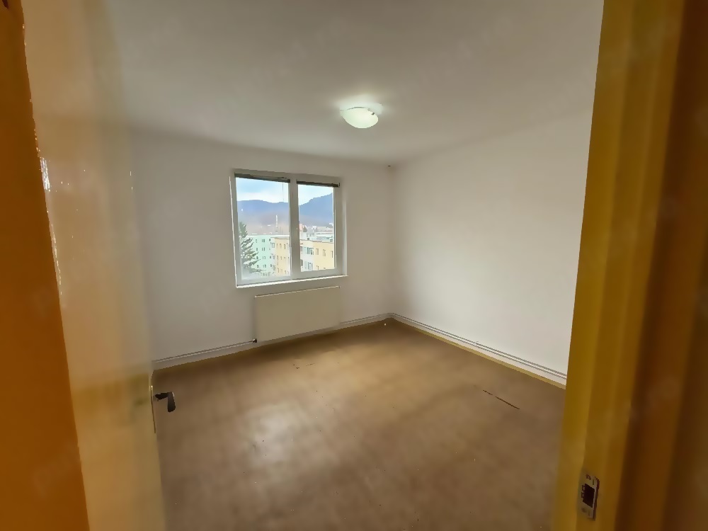 Apartament 2 camere etaj intermediar Astra