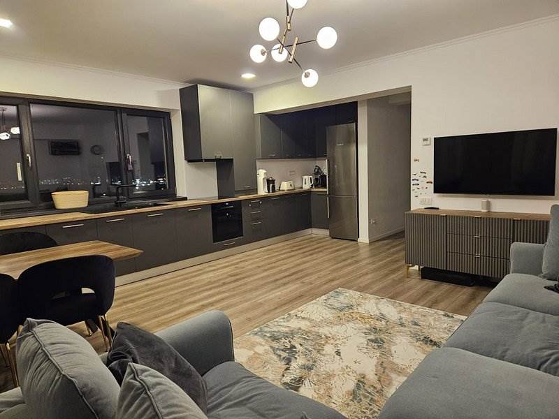 Vanzare apartament 4 camere decomandat bloc nou Noua, Brasov