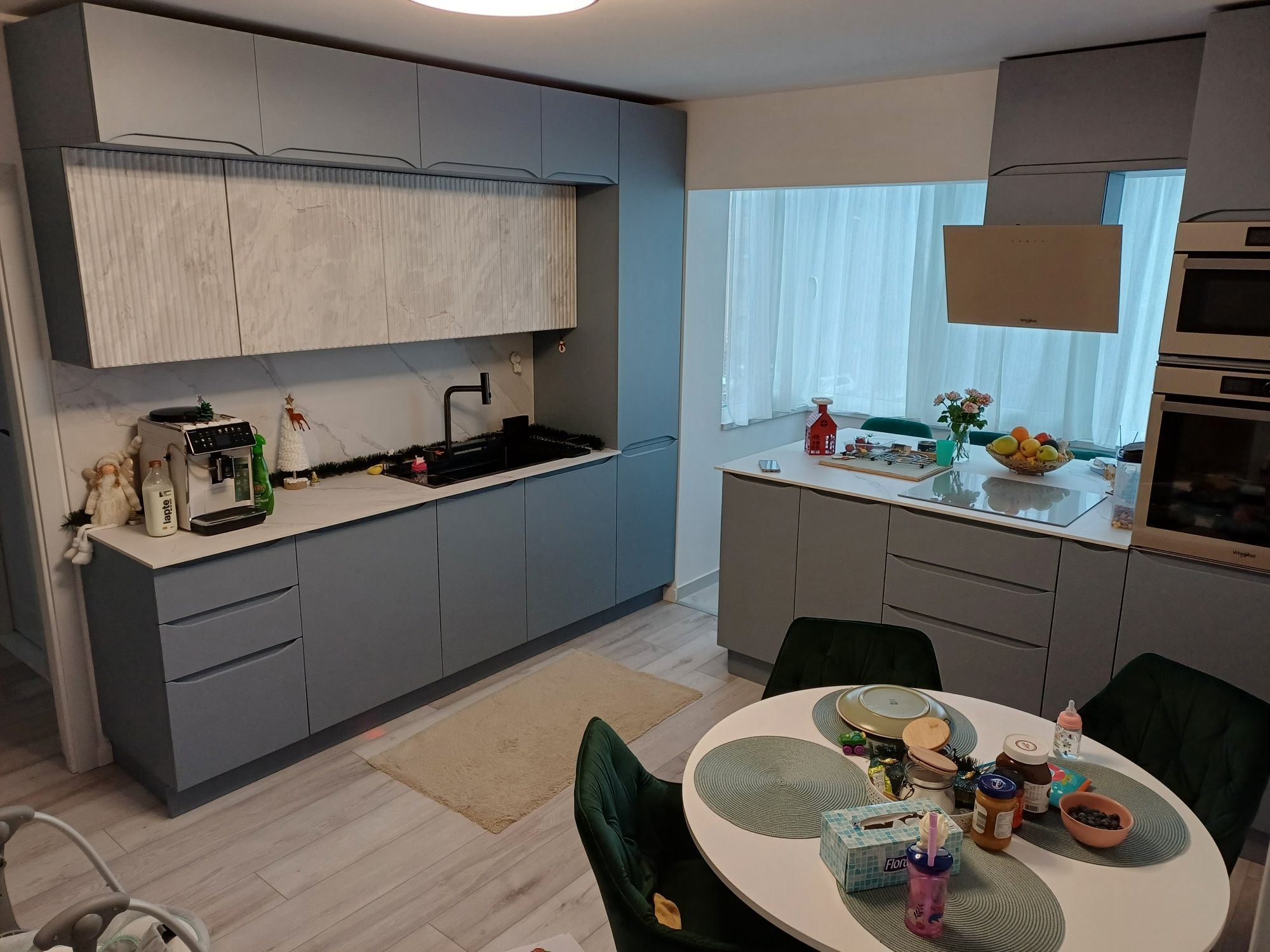 Apartament 3 camere etajul 2 Astra
