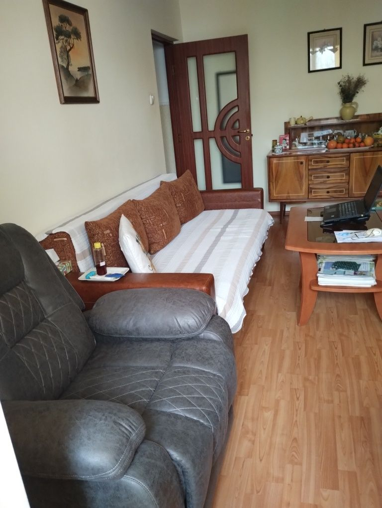 Apartament 3 camere etaj intermediar Astra
