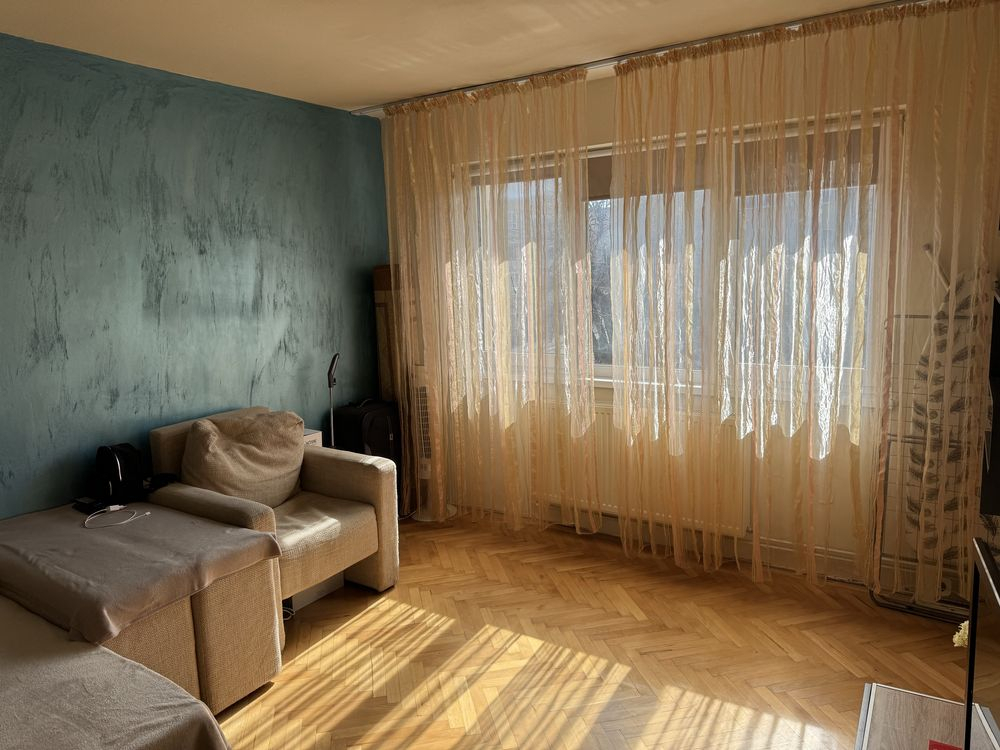 Garsoniera decomandata, renovata zona Gemenii