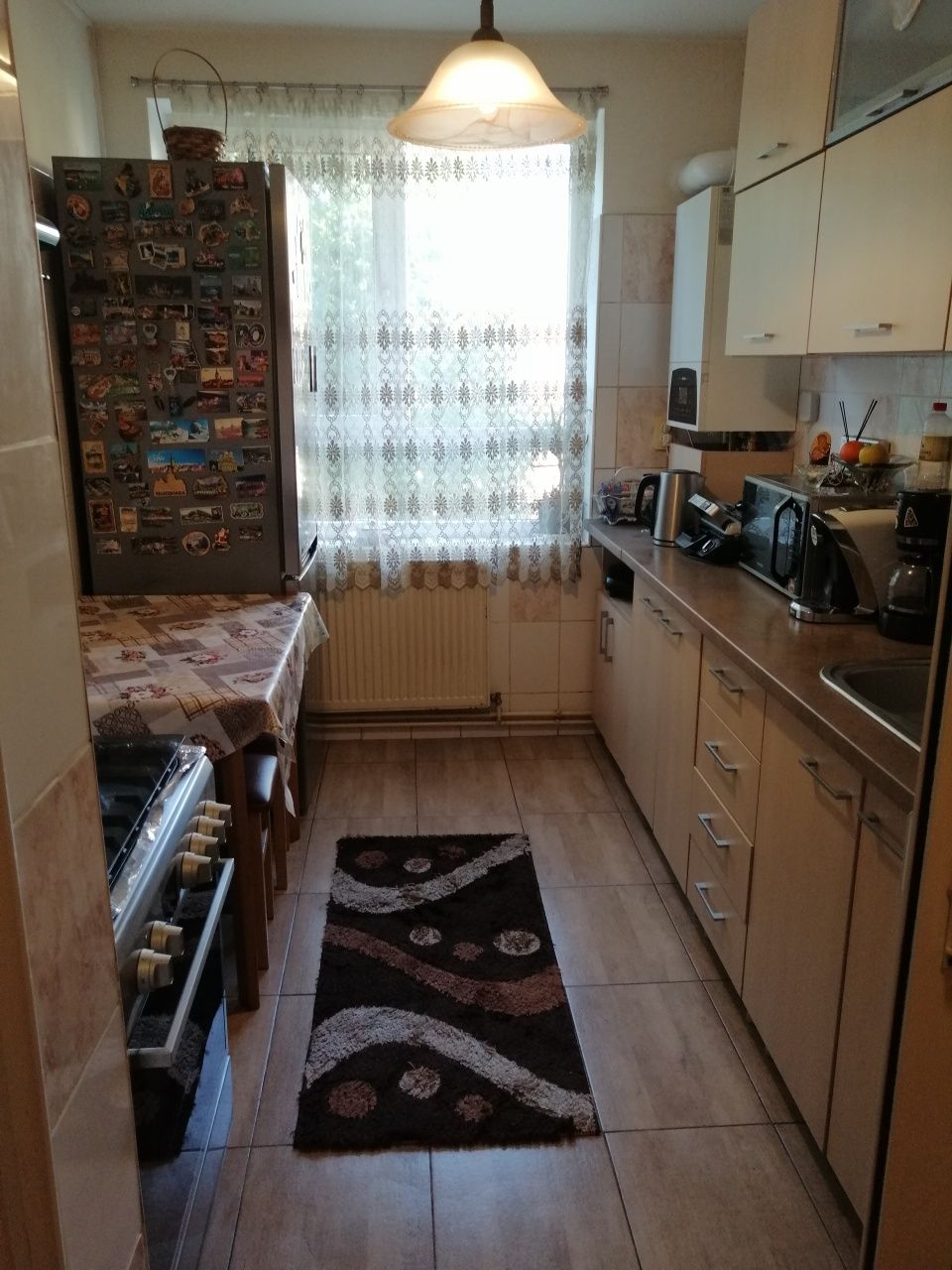 Apartament 3 camere etaj intermediar Tractorul