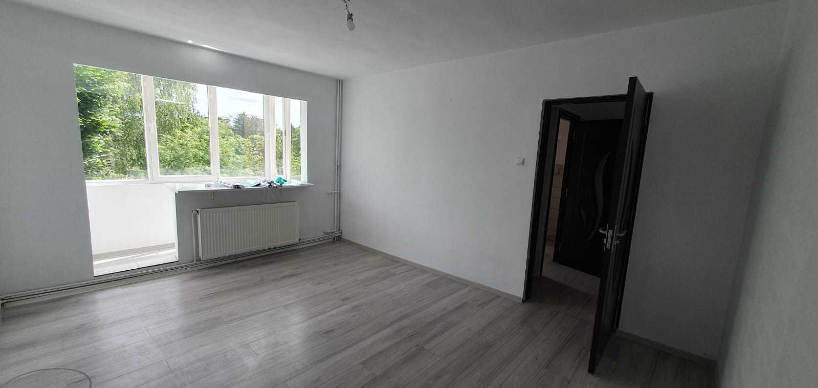 Apartament 2 camere etaj intermediar Gemenii- Saturn