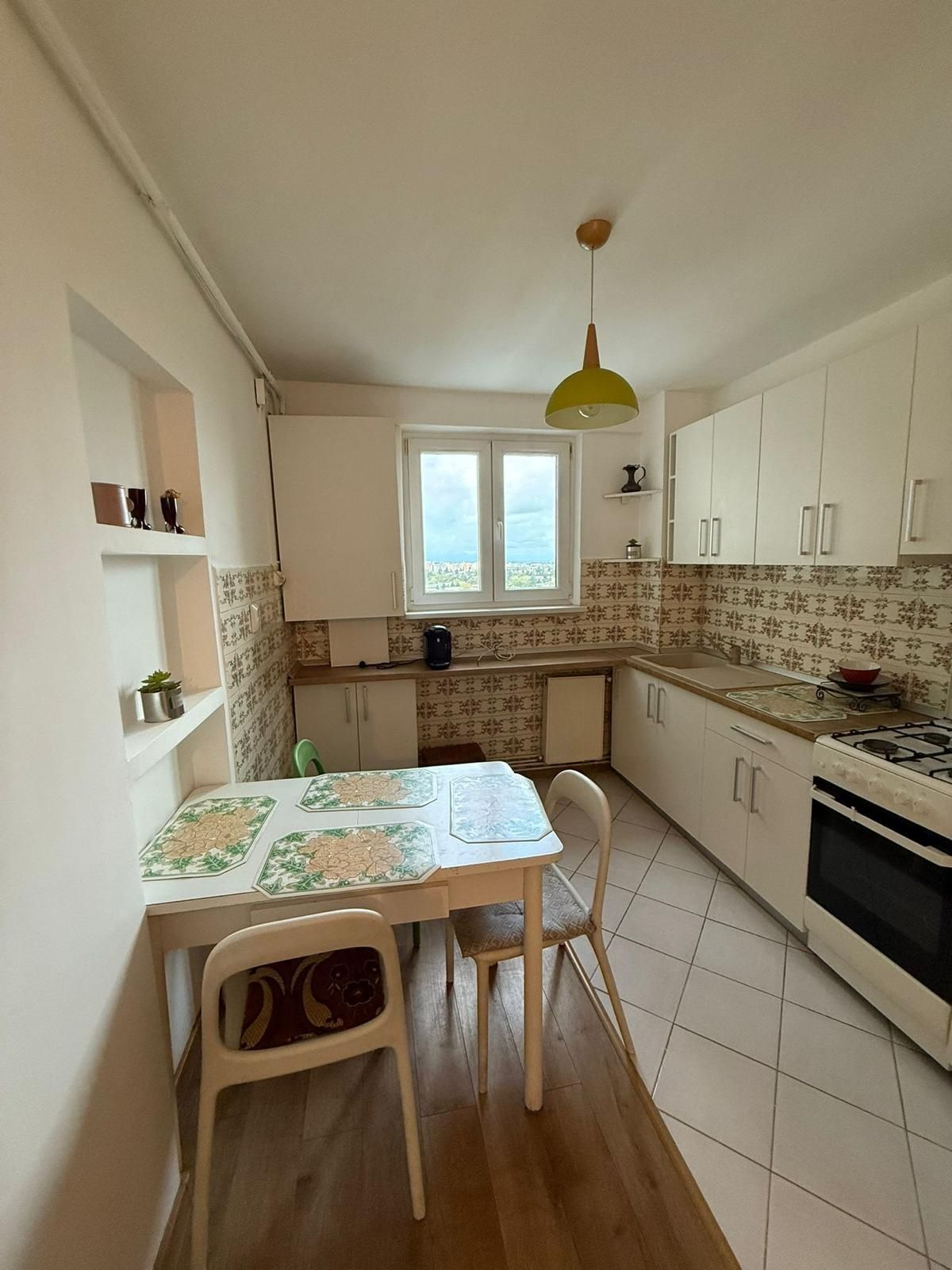 Apartament 3 camere zona Astra