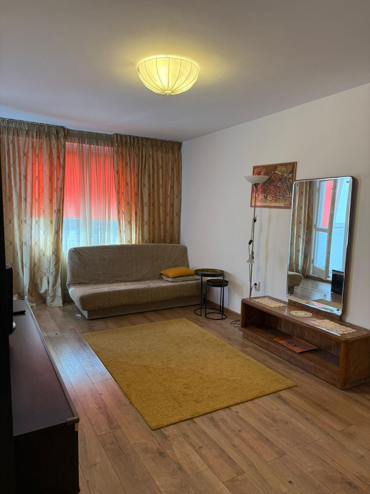 Apartament 3 camere zona Astra