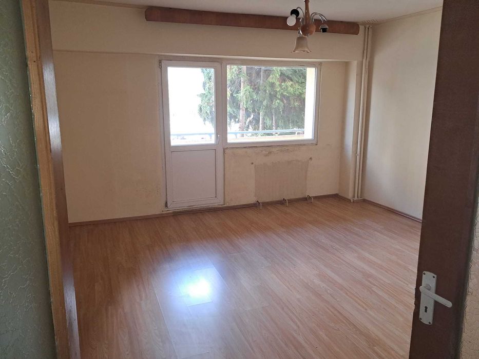 Garsoniera decomandata intrare Racadau