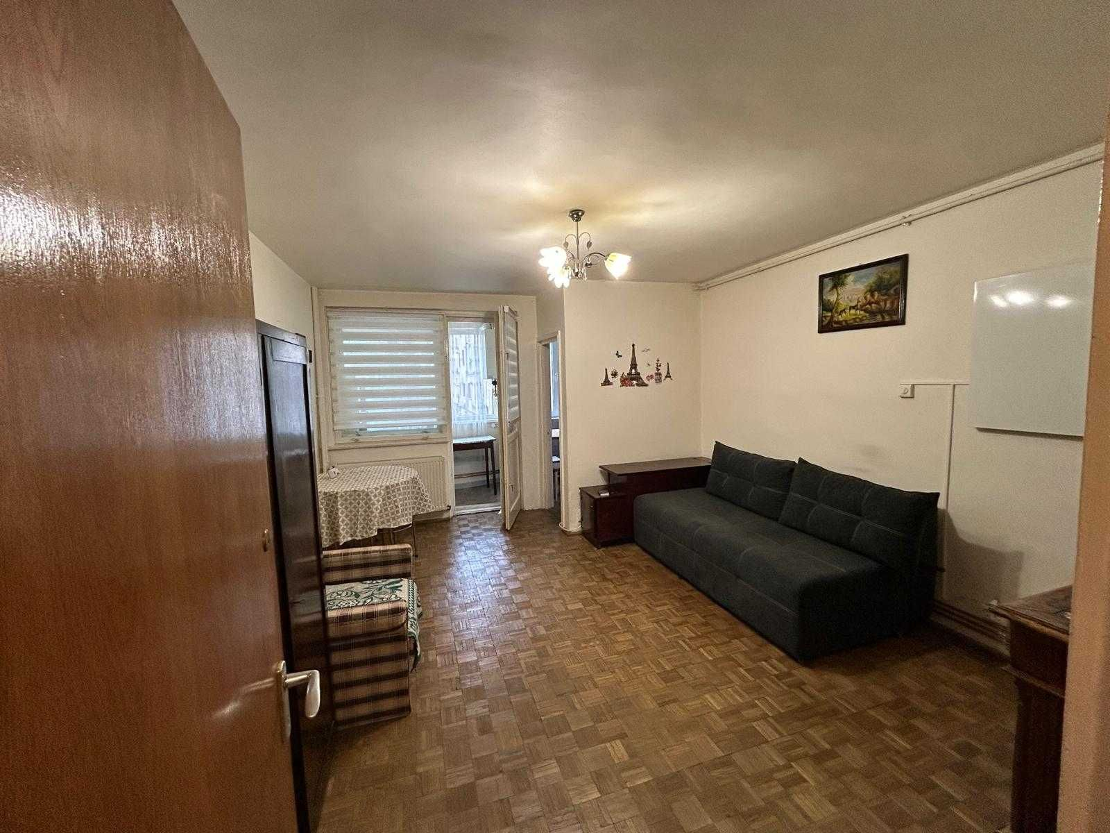 Garsoniera etajul 2 zona Astra