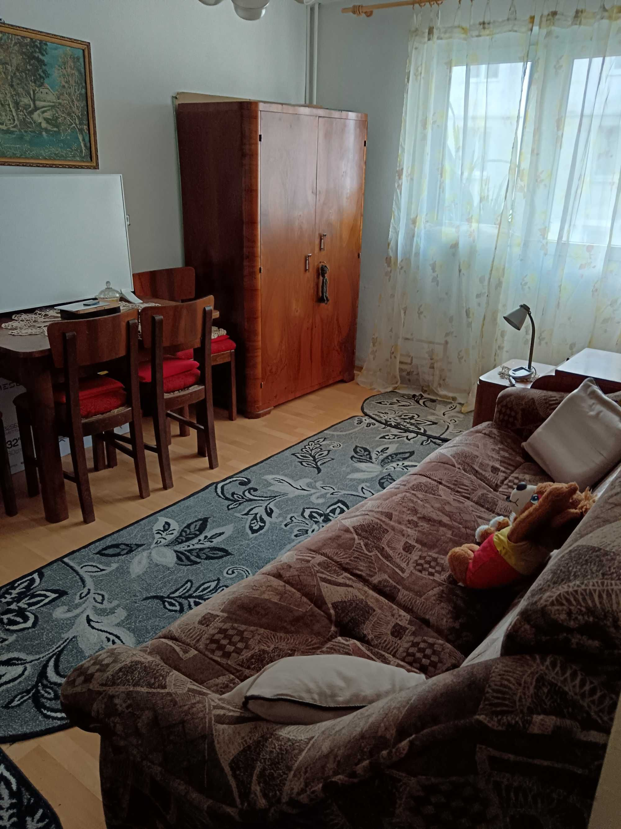 Apartament 3 camere decomandat, etajul 2 Astra