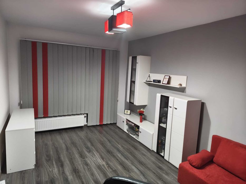 Apartament 2 camere decomandat Tractorul