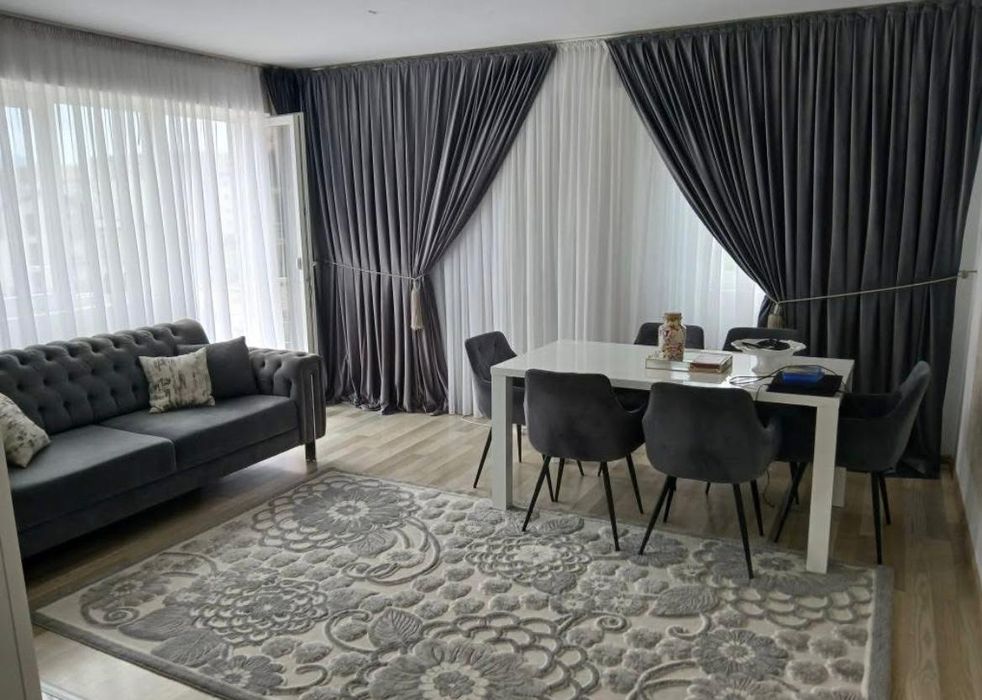 Apartament cu 3 camere Tractorul