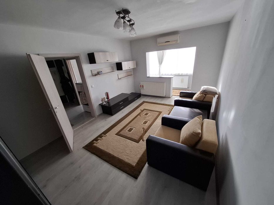 Apartament  2 camere  decomandat etajul 1 Tractorul