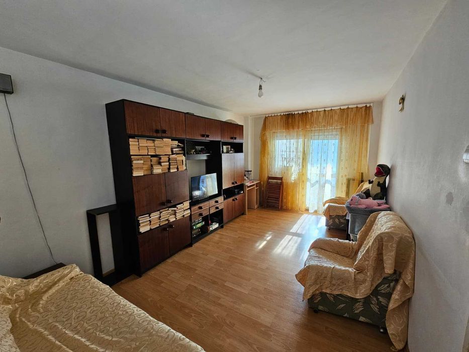 Apartament 3 camere decomandat, Racadau