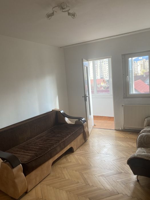 Apartament 2 camere decomandat etaj intermediar zona Faget