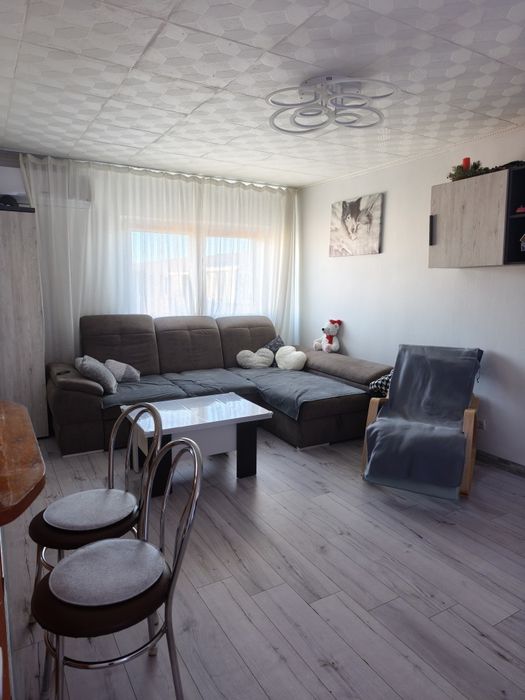 Apartament 3 camere, 79mp, zona Astra