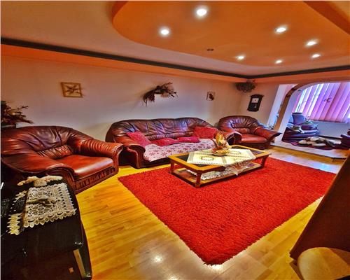 Apartament 3 camere decomandat, 2 bai, Carpatilor