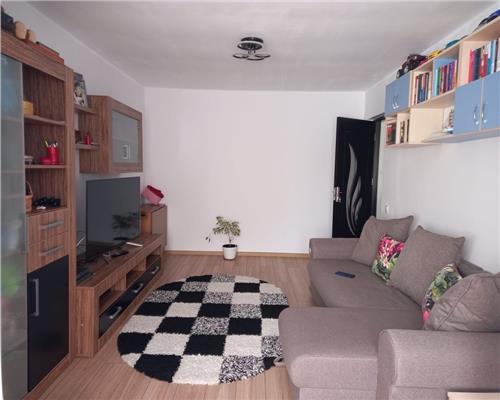 Apartament 2 camere deccomandat etajul 1, Astra