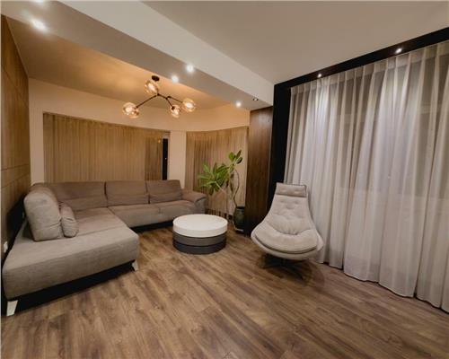 Apartament 4 camere decomandat intrare Racadau