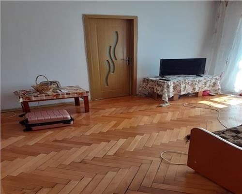 Apartament 3 camere Astra Saturn