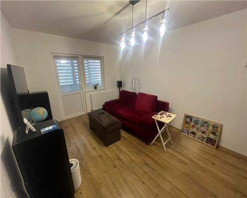 Apartament 4 camere decomadat etajul 1 Scriitorilor