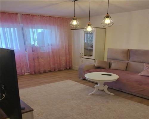 Apartament 2 camere decomandat etajul 2 Tractorul
