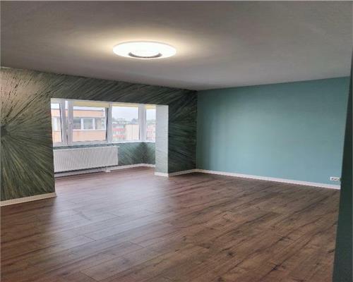 Apartament 2 camere decomandat renovat zona Carpatilor