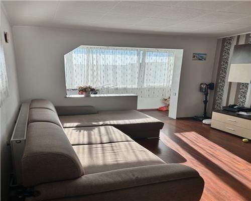Apartament 2 camere decomandat zona Astra