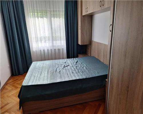 Apartament 3 camere etajul 1 zona Faget