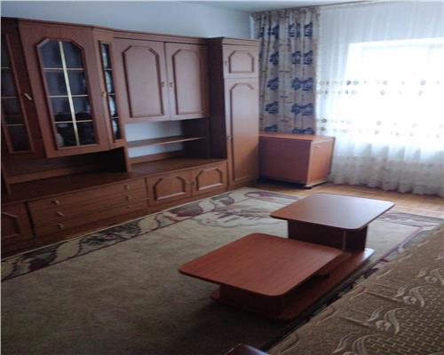 Apartament 2 camere decomandat etajul 1