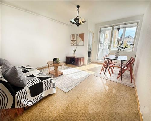 Garsoniera etajul 1 zona Grivitei