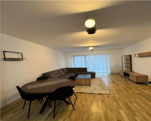 Apartament cu 3 camere Tampa Gardens, Racadau