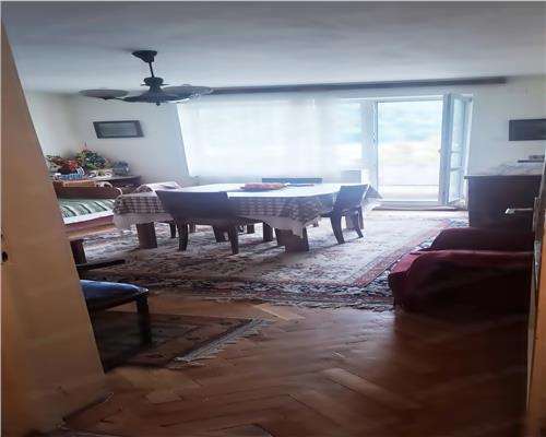 Apartament 3 camere Dealul Cetatii