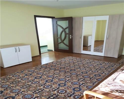 Apartament 2 camere ,etajul 2, in Racadau