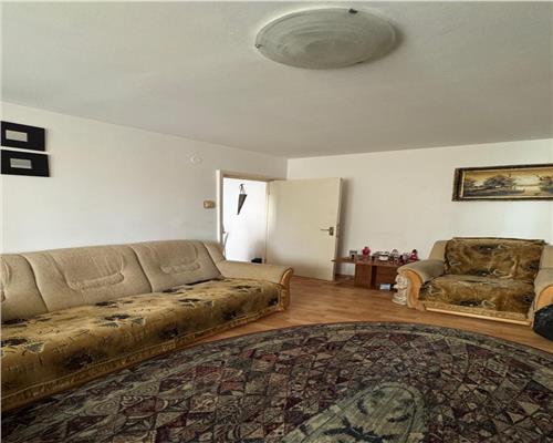 Apartament 3 camere decomandat etajul 1 Astra